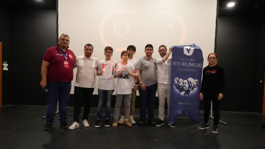 ROBOTEX TÜRKİYE TURNUVASINDA OKULUMUZU TEMSİL EDEN ROBOFBO TAKIMIMIZ TÜRKİYE 2.Sİ OLARAK ESTONYADA DÜZENLENECEK ROBOTEX İNTERNATİONALDA OKULUMUZU TEMSİL EDECEKTİR.