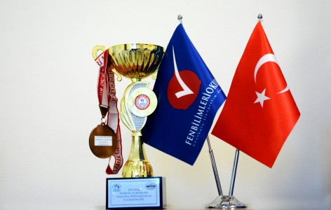 VOLEYBOLDA GENÇ TAKIMIMIZ İZMİR DÖRDÜNCÜSÜ!